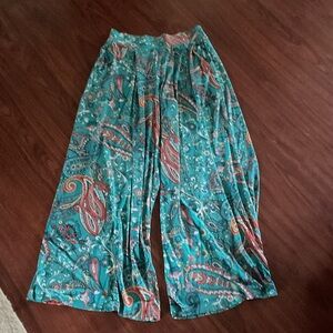 Colorful Paisley Wide-Leg Pants with elastic waist and front pockets
